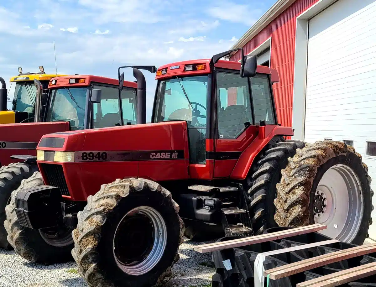 Used 1998 Case IH 8940 Tractor