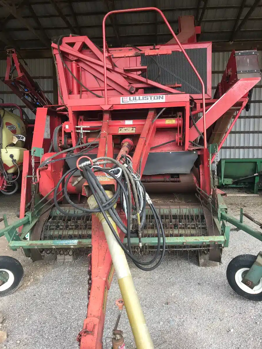 Gallery image 2 for Used Lilliston 6200 Combine-PT