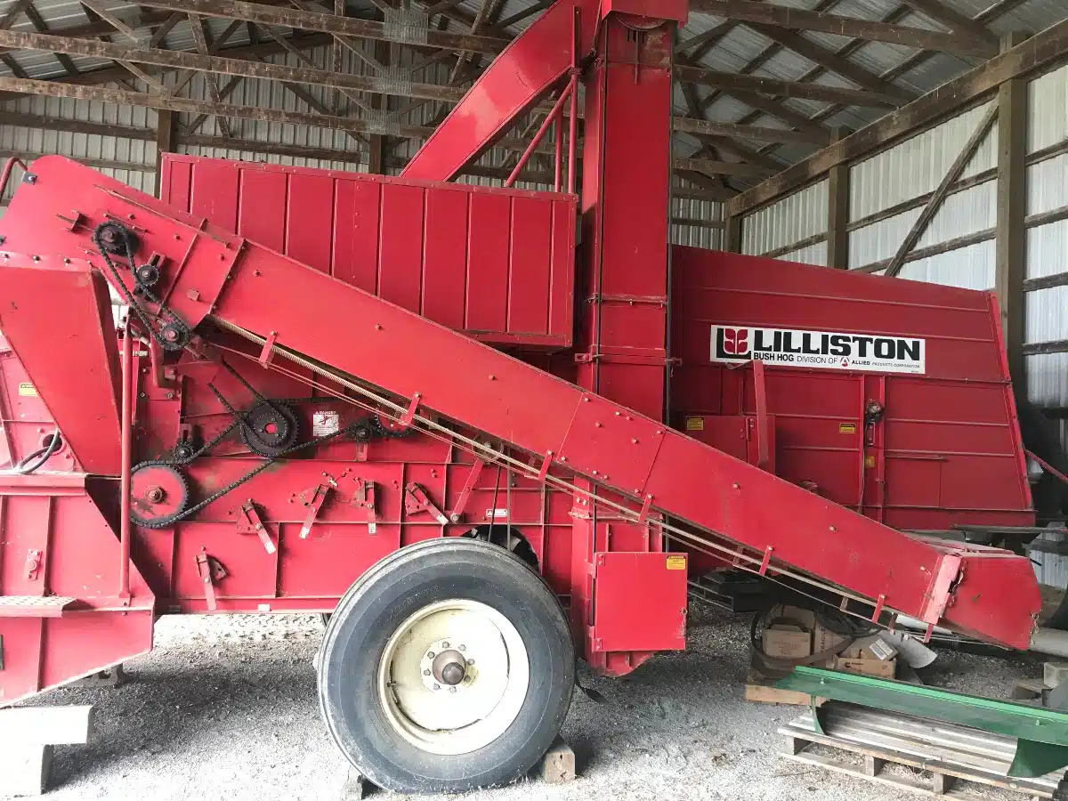 Gallery image 1 for Used Lilliston 6200 Combine-PT
