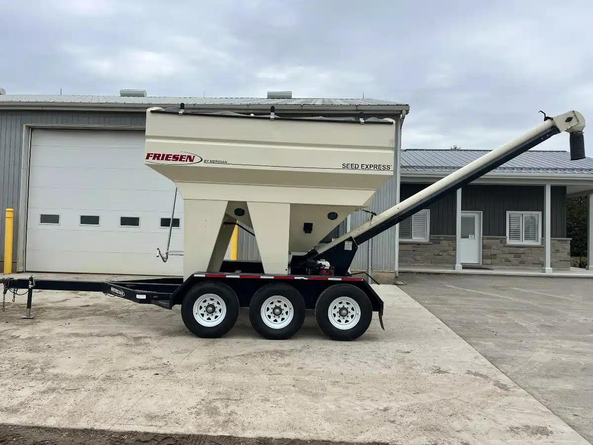 Gallery image 2 for Used Meridian 375 RT Seed Tender