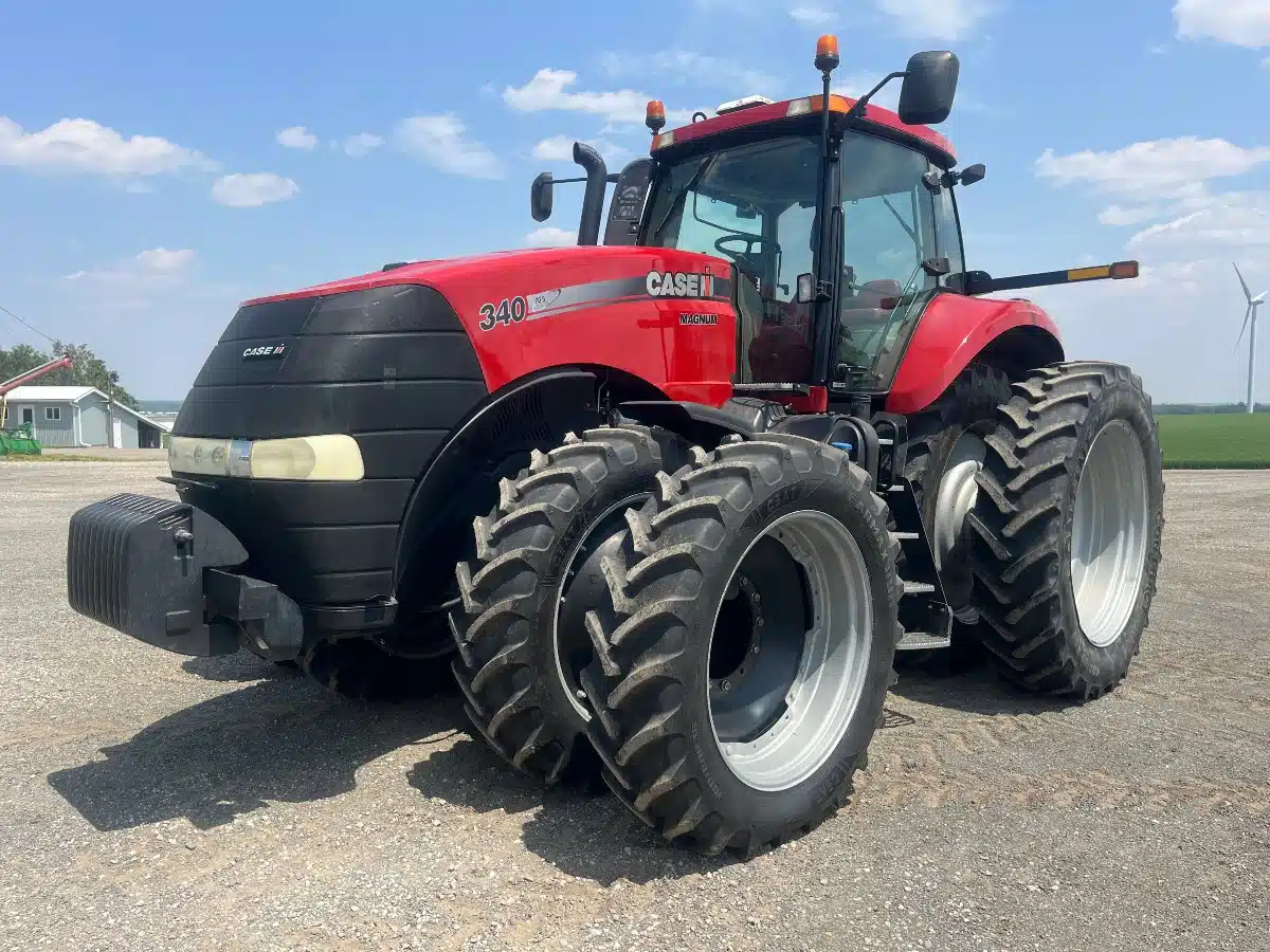 Gallery image 1 for Used 2011 Case IH MAGNUM 340 Tractor
