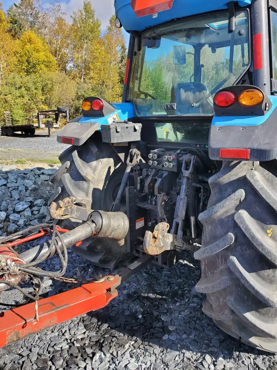 Gallery image 2 for 2012 Landini 5-110H Tractor