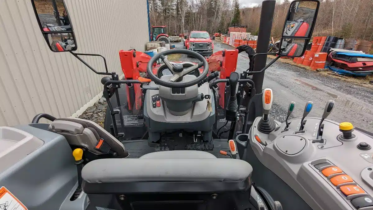 Gallery image 2 for New 2024 McCormick X5.100 Tractor