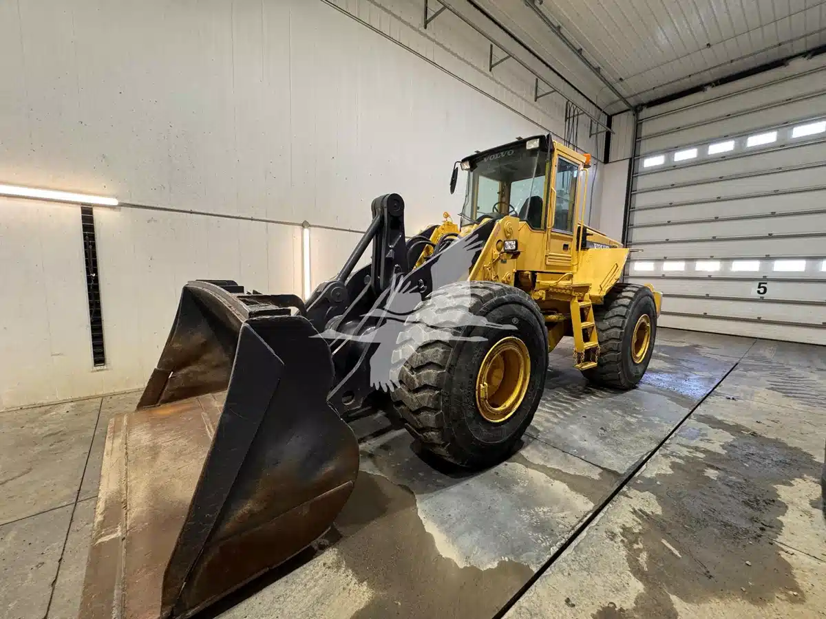 Gallery image 1 for Used 1998 Volvo L150C Wheel Loader