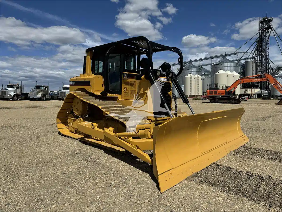 Gallery image 1 for Used 2006 Caterpillar D6R Crawler