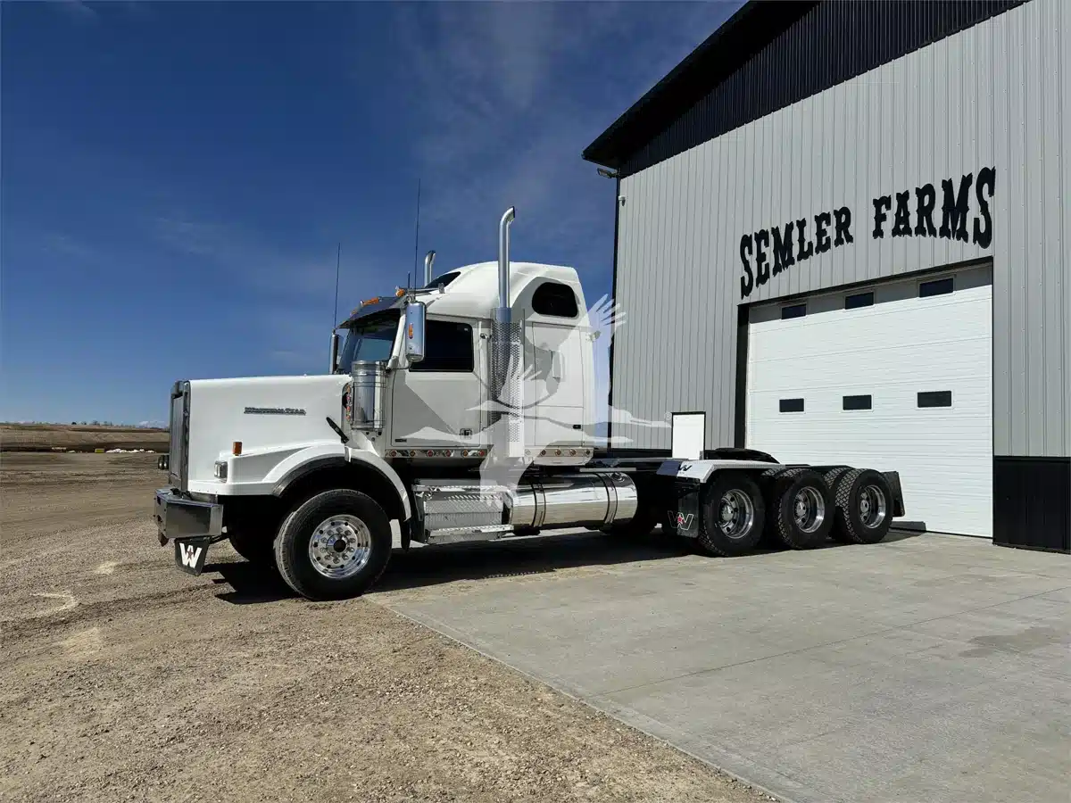 Gallery image 1 for 2012 Western Star 4900 Semi-Truck