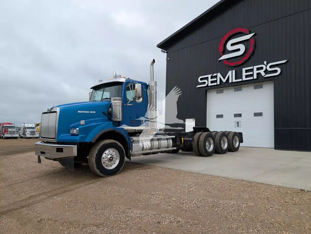 Gallery image 1 for 2018 Western Star 4900 Semi-Truck