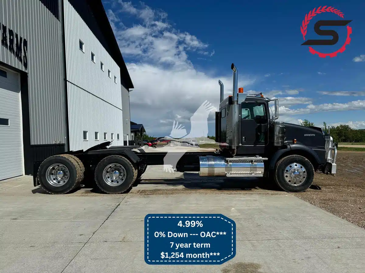 Gallery image 2 for 2004 Kenworth T800 Semi-Truck