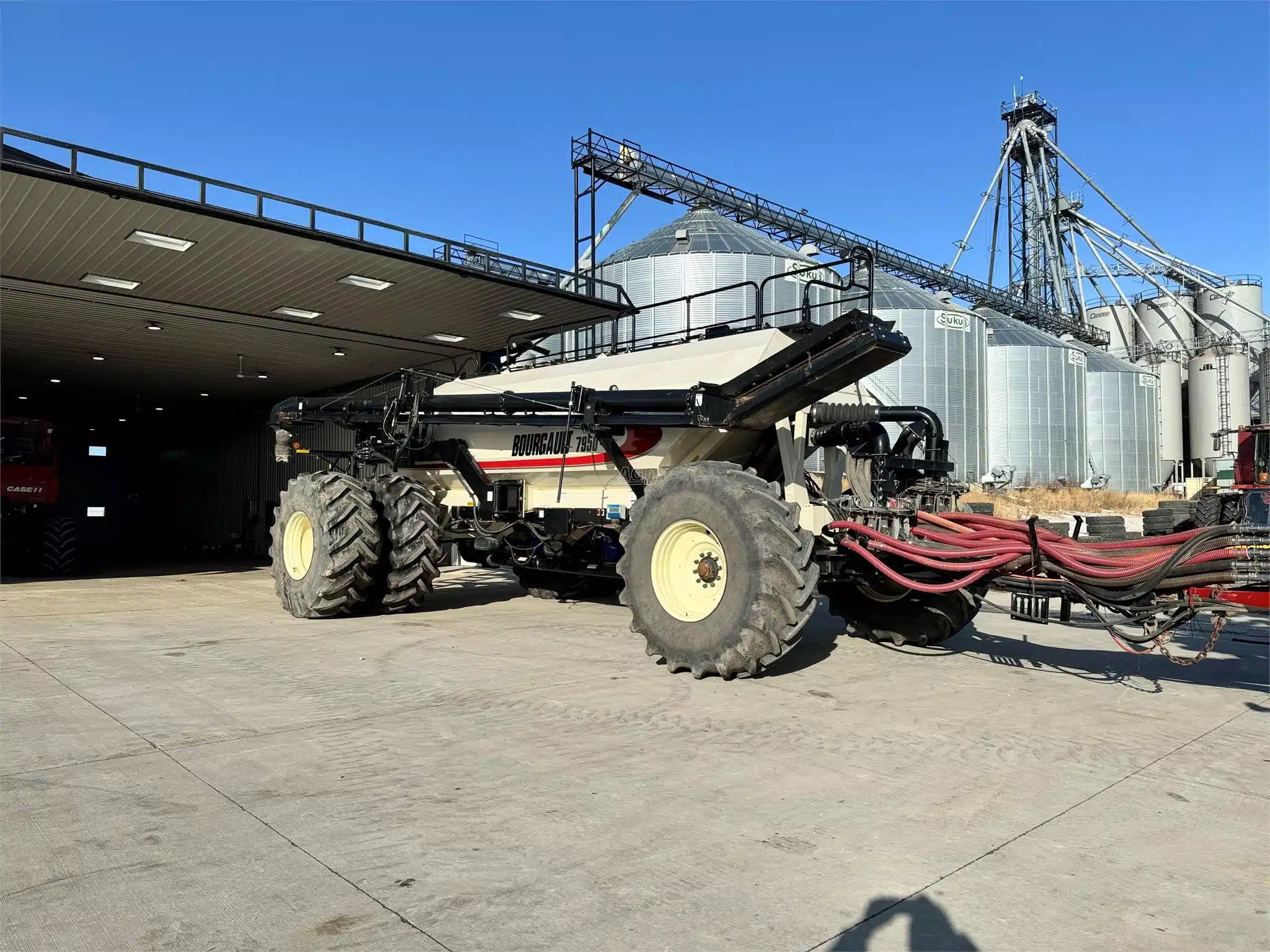 Used 2014 Bourgault 7950 Air Cart | AgDealer