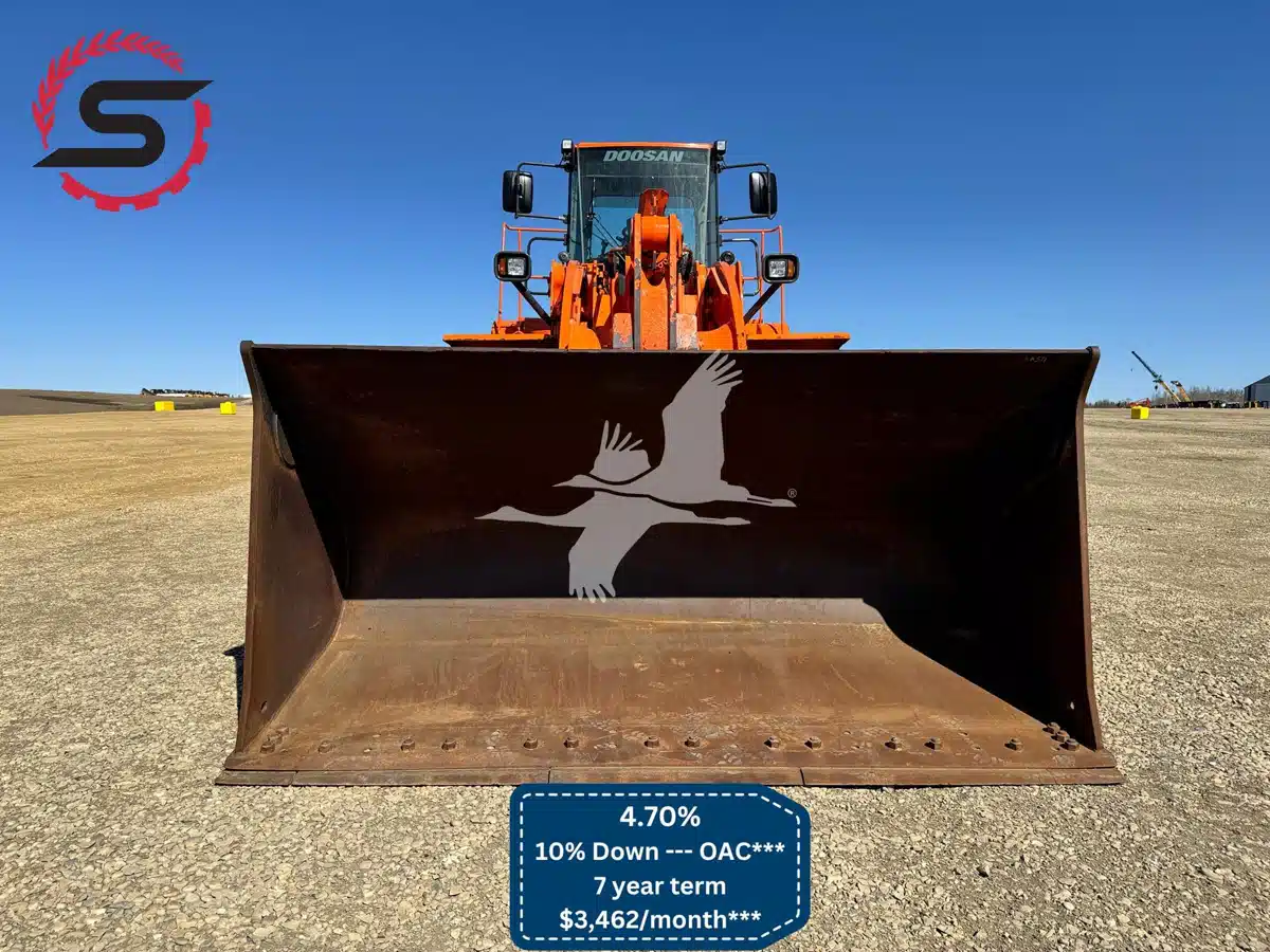 Gallery image 2 for Used 2017 Doosan DL550-5 Wheel Loader