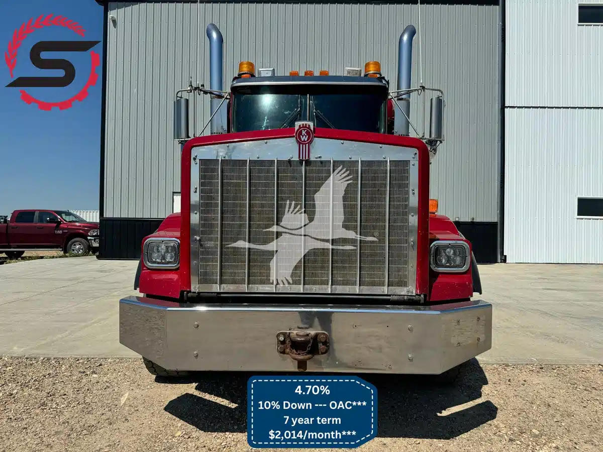 Gallery image 2 for 2014 Kenworth T800 Semi-Truck