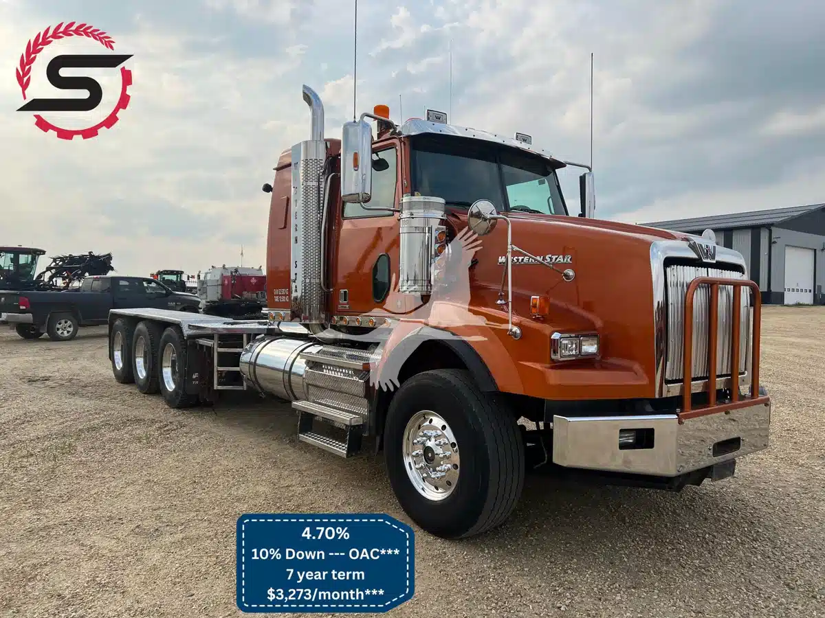 Gallery image 2 for Used 2018 Western Star 4900 Semi-Truck