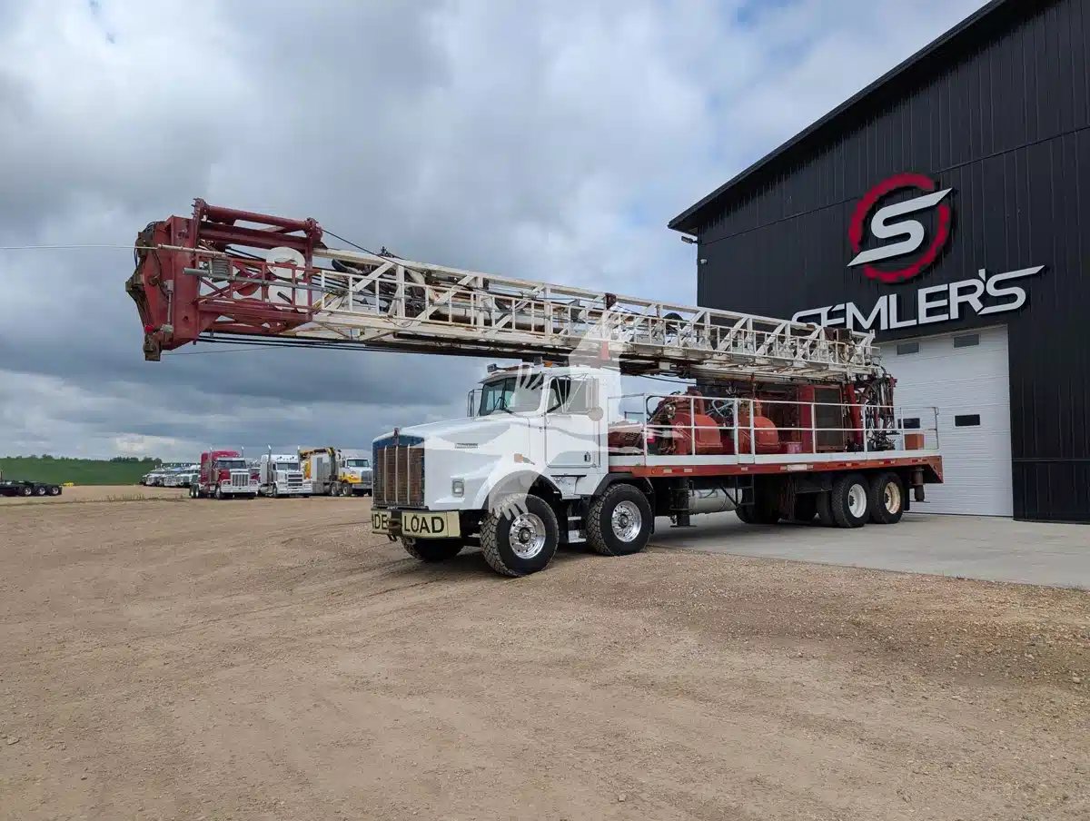 Gallery image 1 for 2002 Kenworth T800 Truck - Utility