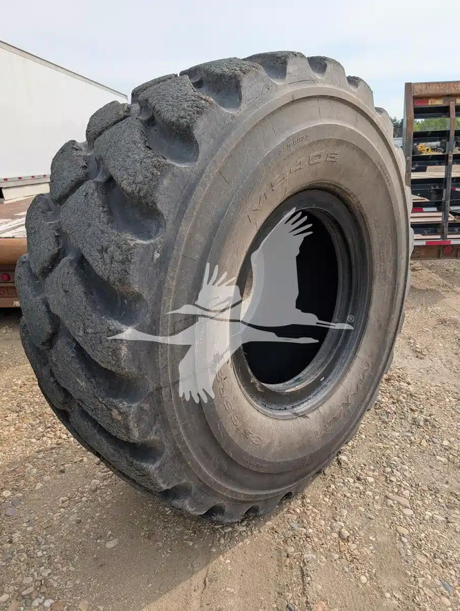 Gallery image 2 for Used 2020 MAXAM 35/65R33 Tires