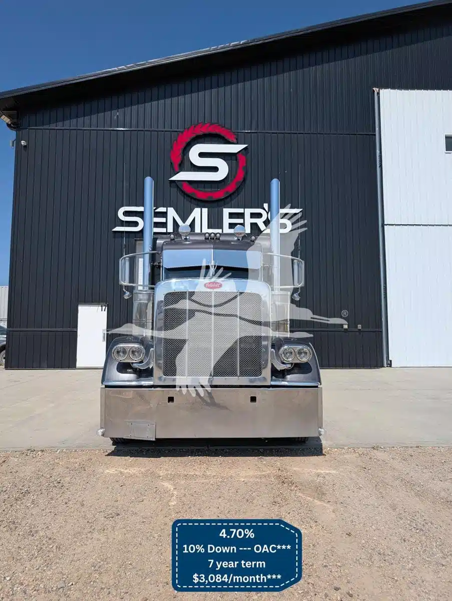 Gallery image 2 for Used 2022 Peterbilt 389 Truck