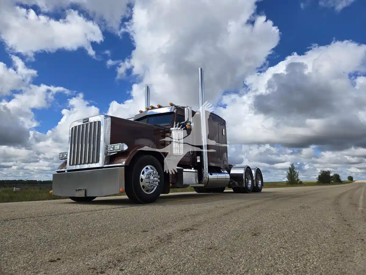 Gallery image 1 for Used 2020 Peterbilt 389 Truck