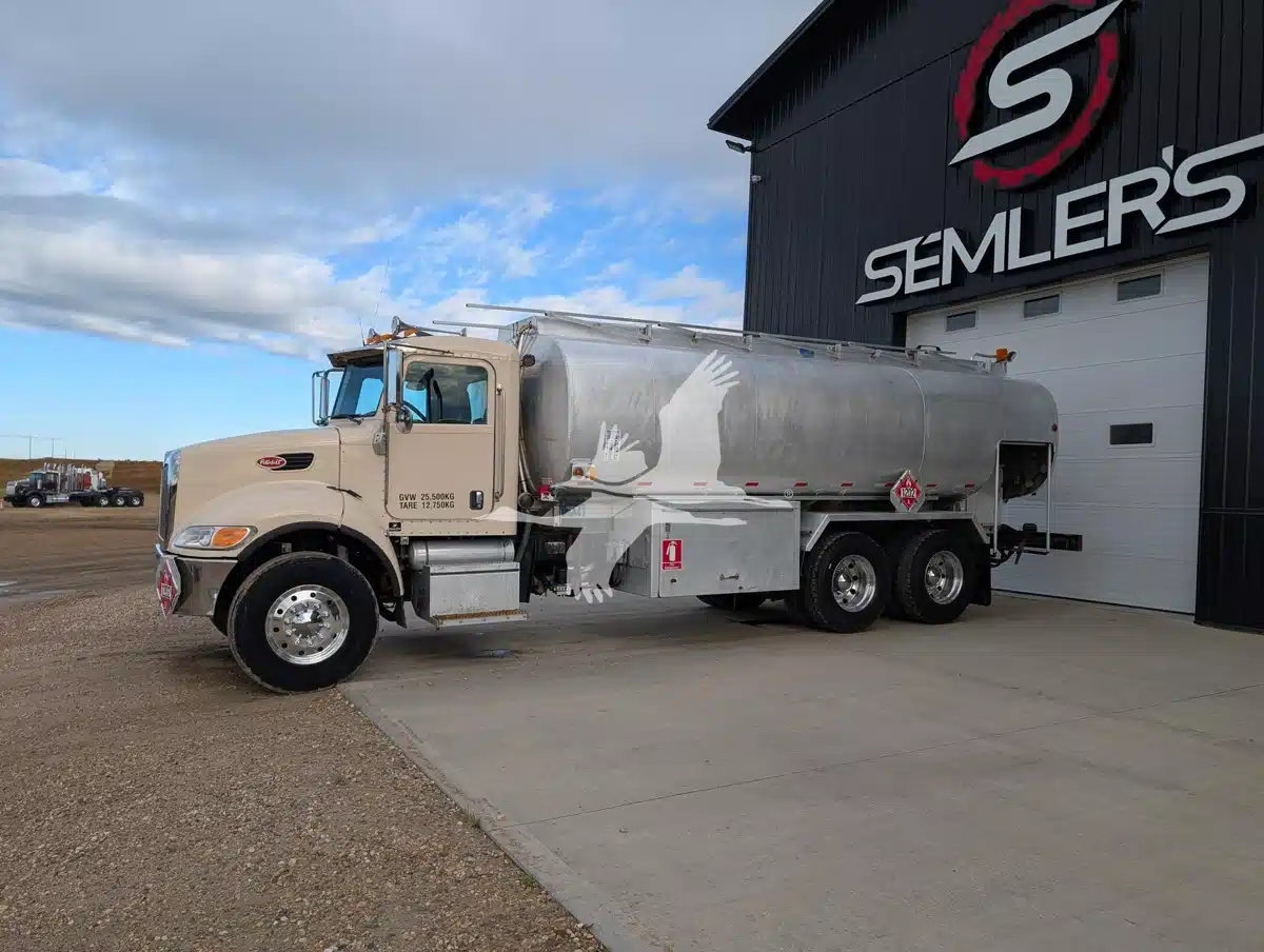 Gallery image 1 for Used 2013 Peterbilt 348 Truck - Fuel