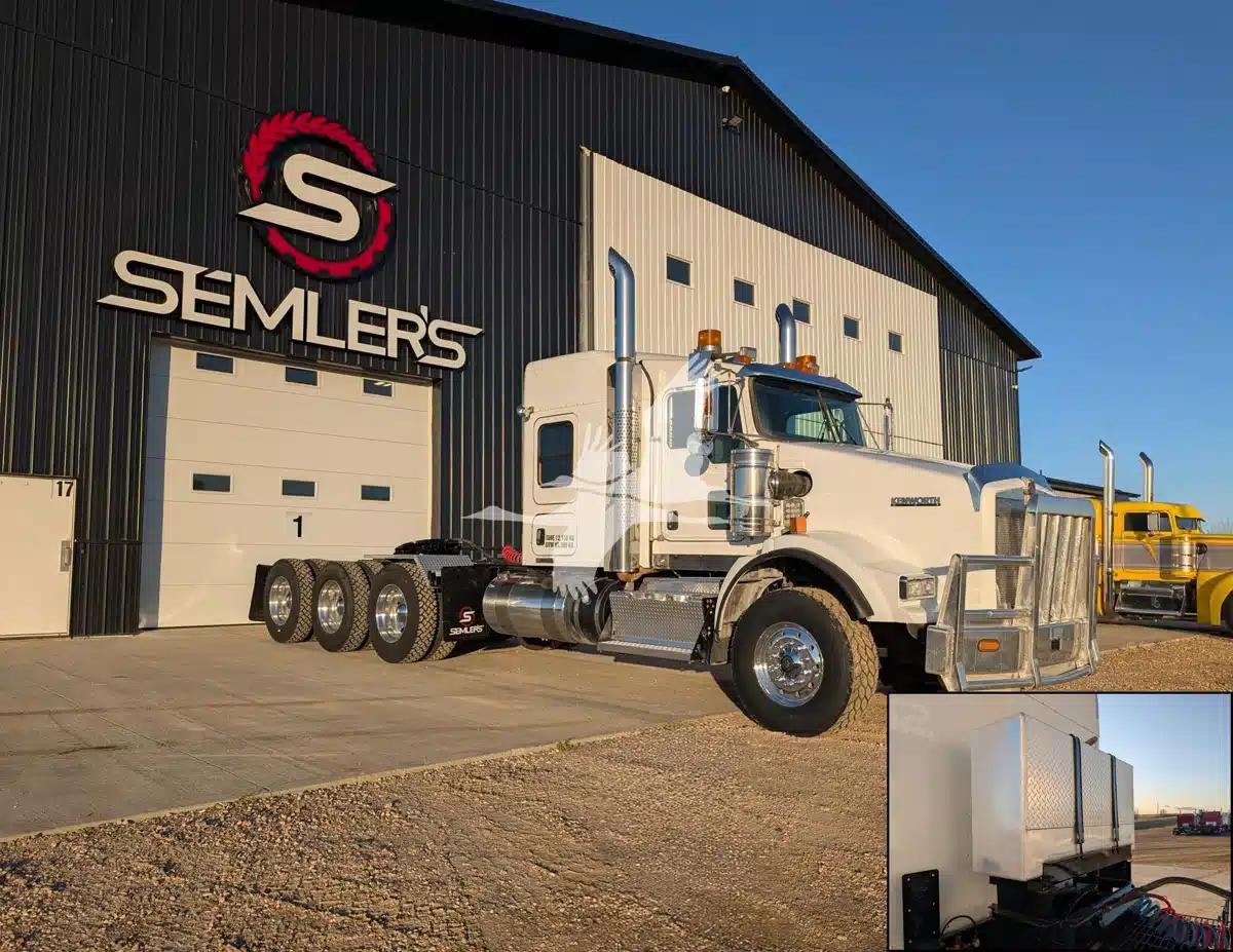 Gallery image 1 for 2013 Kenworth T800 Semi-Truck