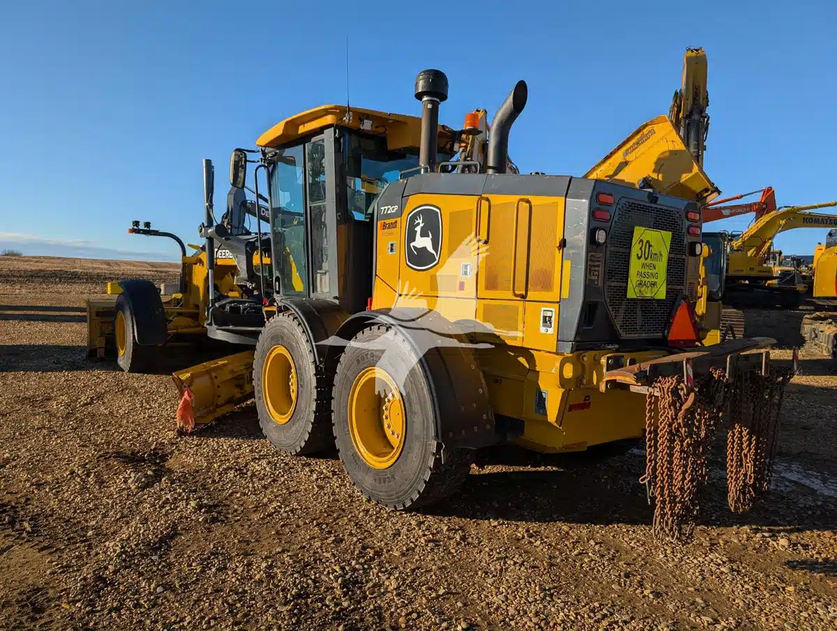 Gallery image 2 for Used 2022 DEERE 772GP Grader
