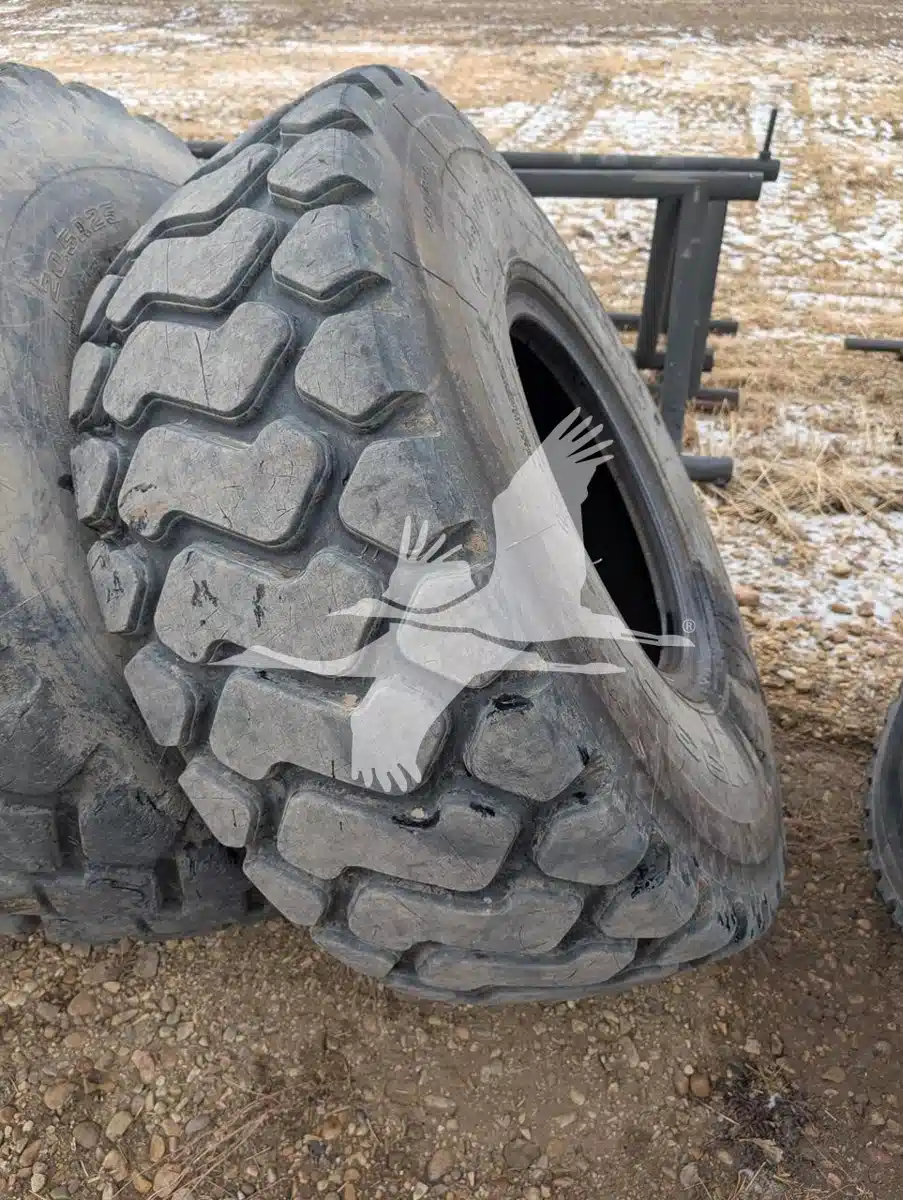 Used 2010 MAXAM 20.5R25 Tires