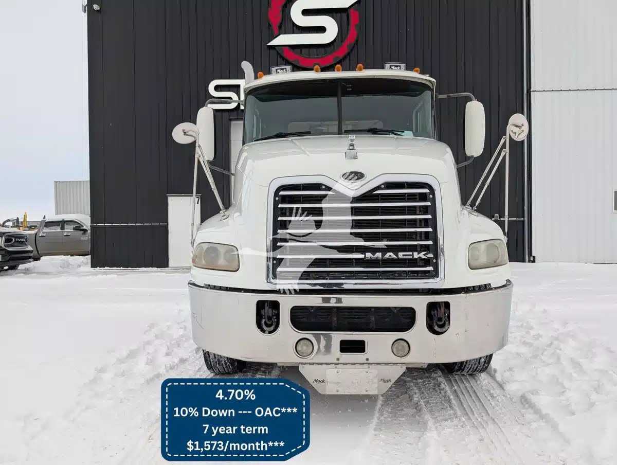 Gallery image 2 for 2012 Mack PINNACLE CXU613 Semi-Truck