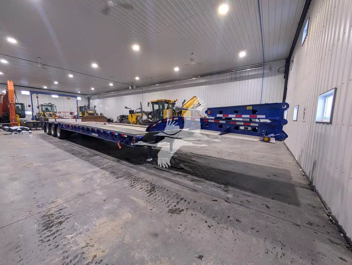 Gallery image 2 for Used 2025 Doepker RF27653S Trailer - Lowbed
