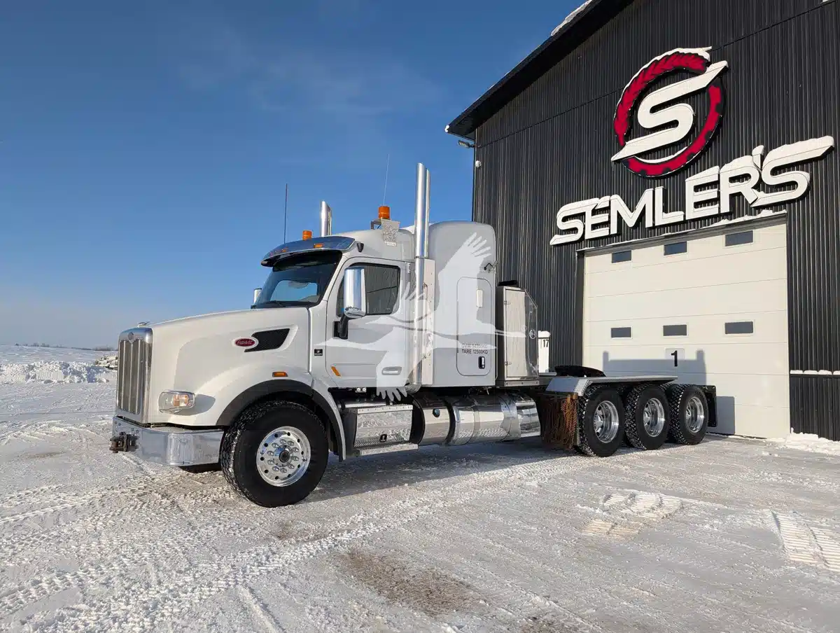 Used 2018 Peterbilt 567 Semi-Truck