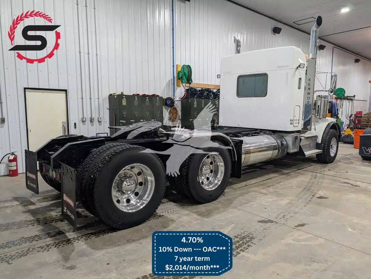 Gallery image 2 for 2016 Kenworth T800 Semi-Truck