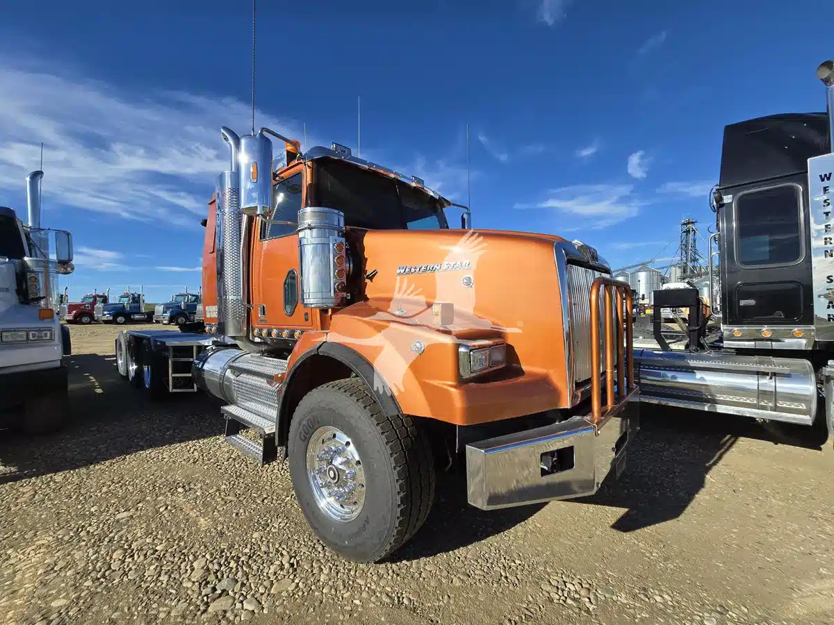 2018 Western Star 4900 Truck Cab & Chassis