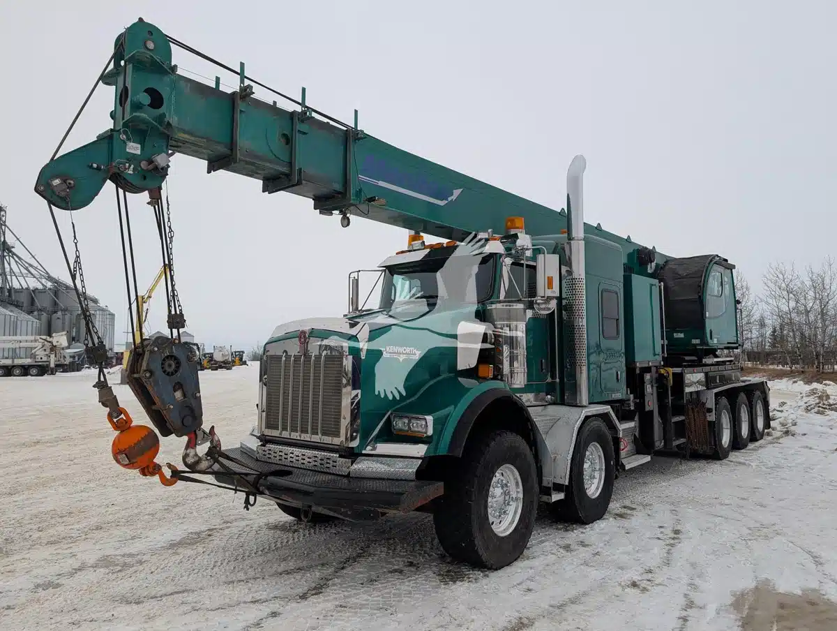 Gallery image 2 for 2014 MANITEX 45110T Crane