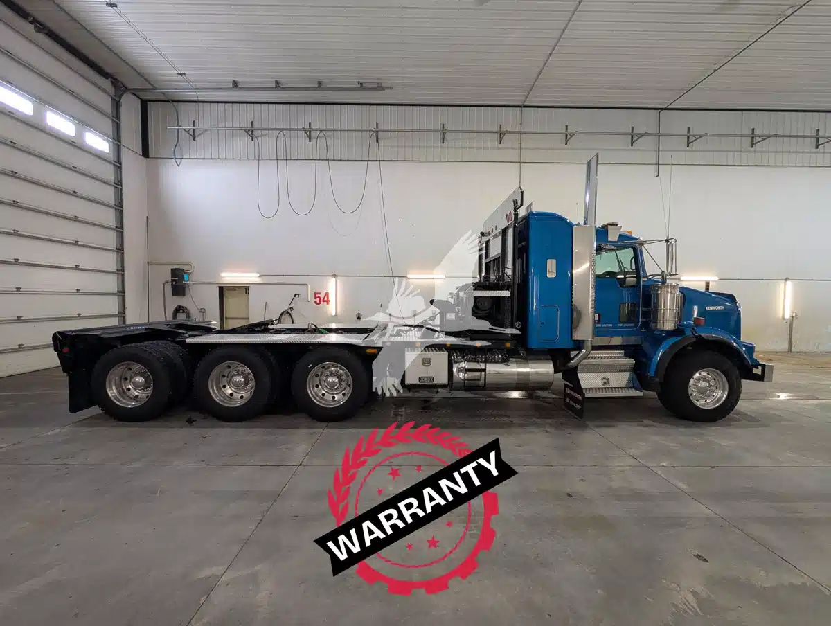 Gallery image 2 for 2006 Kenworth T800 Semi-Truck