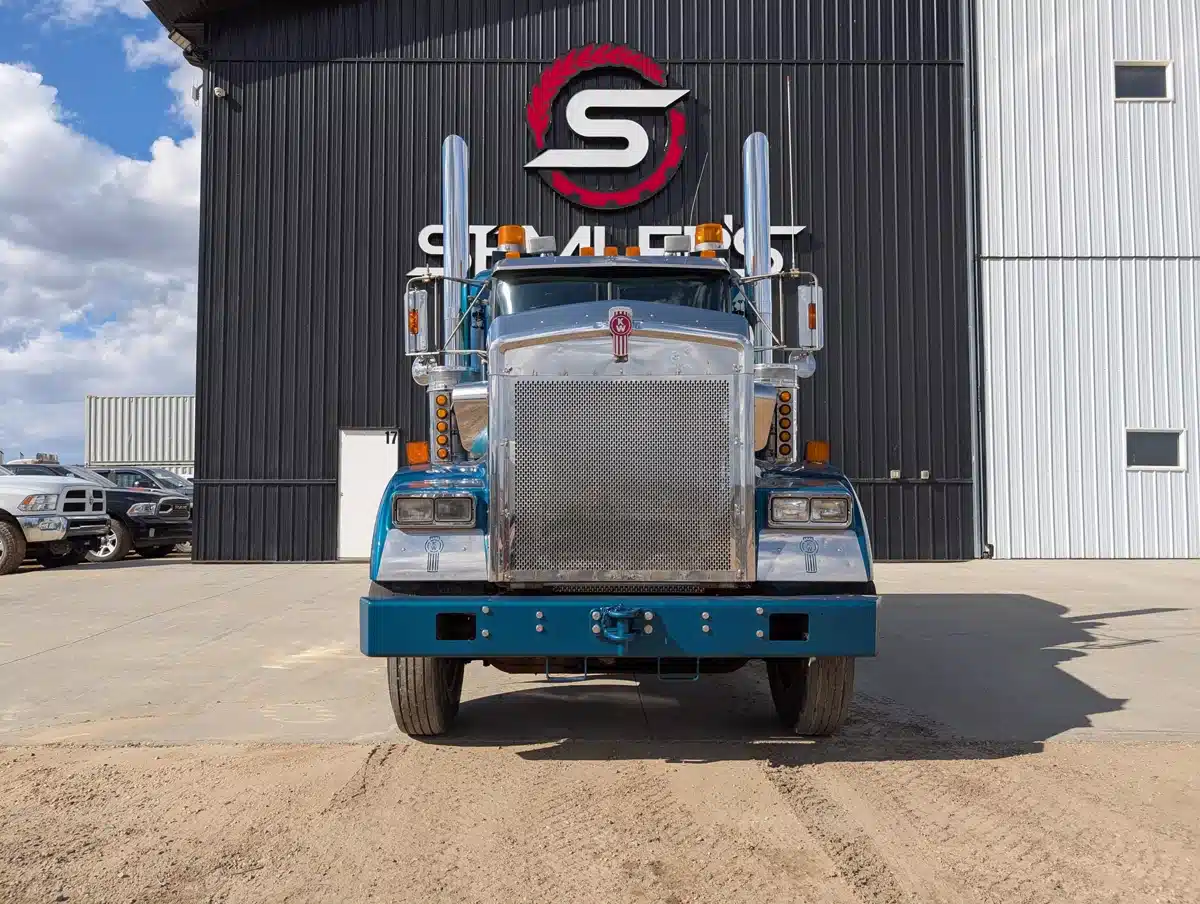 Photo de la Galerie 2 pour 2002 Kenworth W900B Camion dix roues