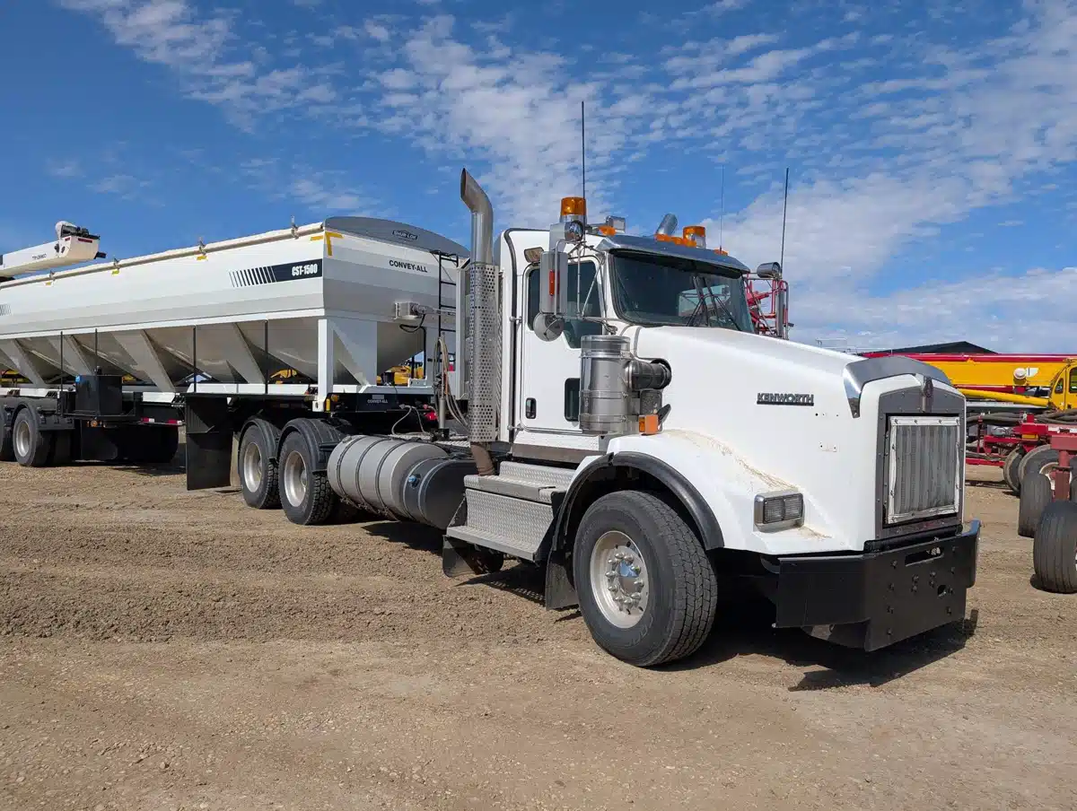 Gallery image 1 for 2020 Kenworth T800 Semi-Truck