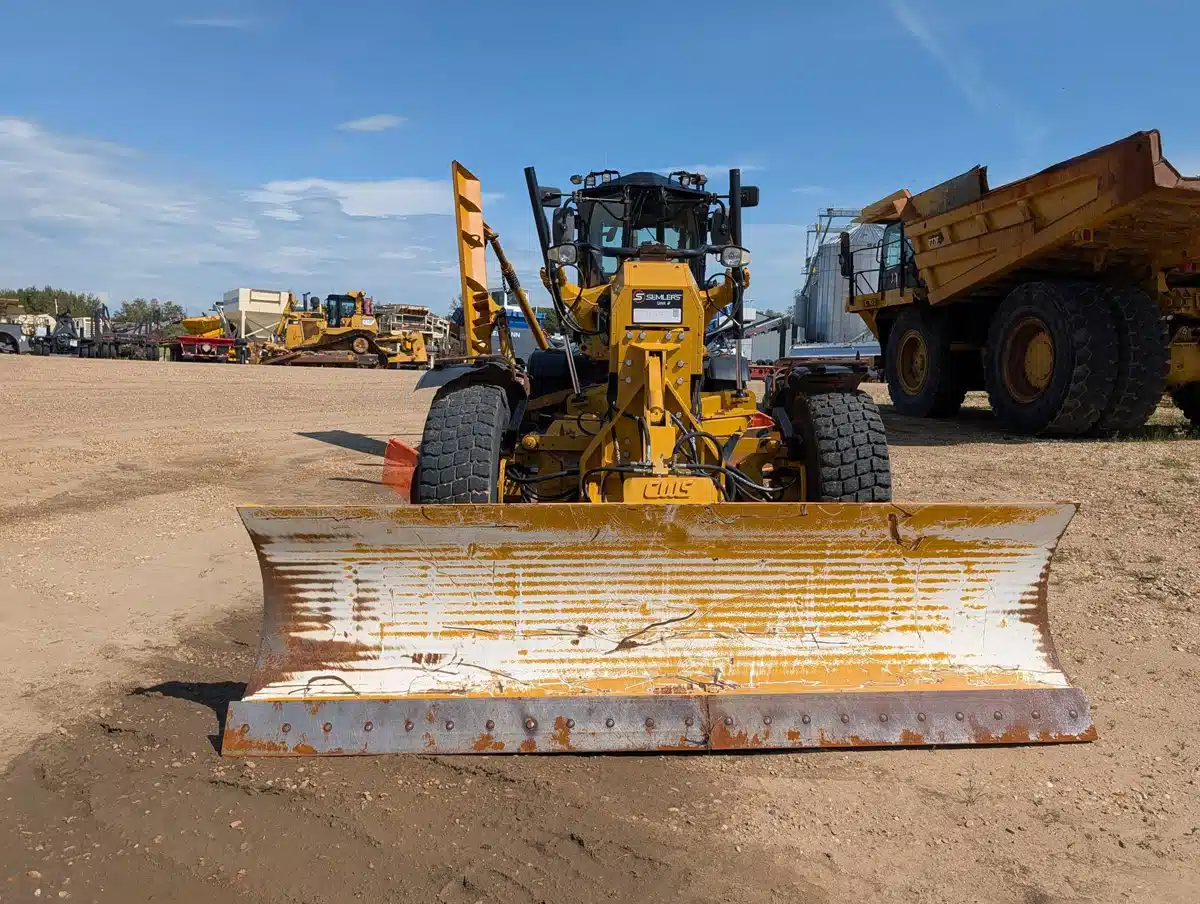 Photo de la Galerie 2 pour 2018 Caterpillar 160M Niveleuse (Gratte panier)