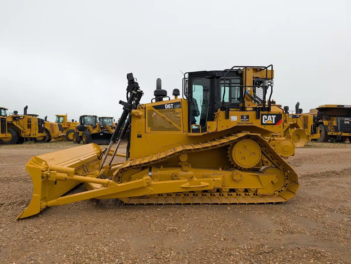 Gallery image 1 for 2018 Caterpillar D6T LGP Dozer