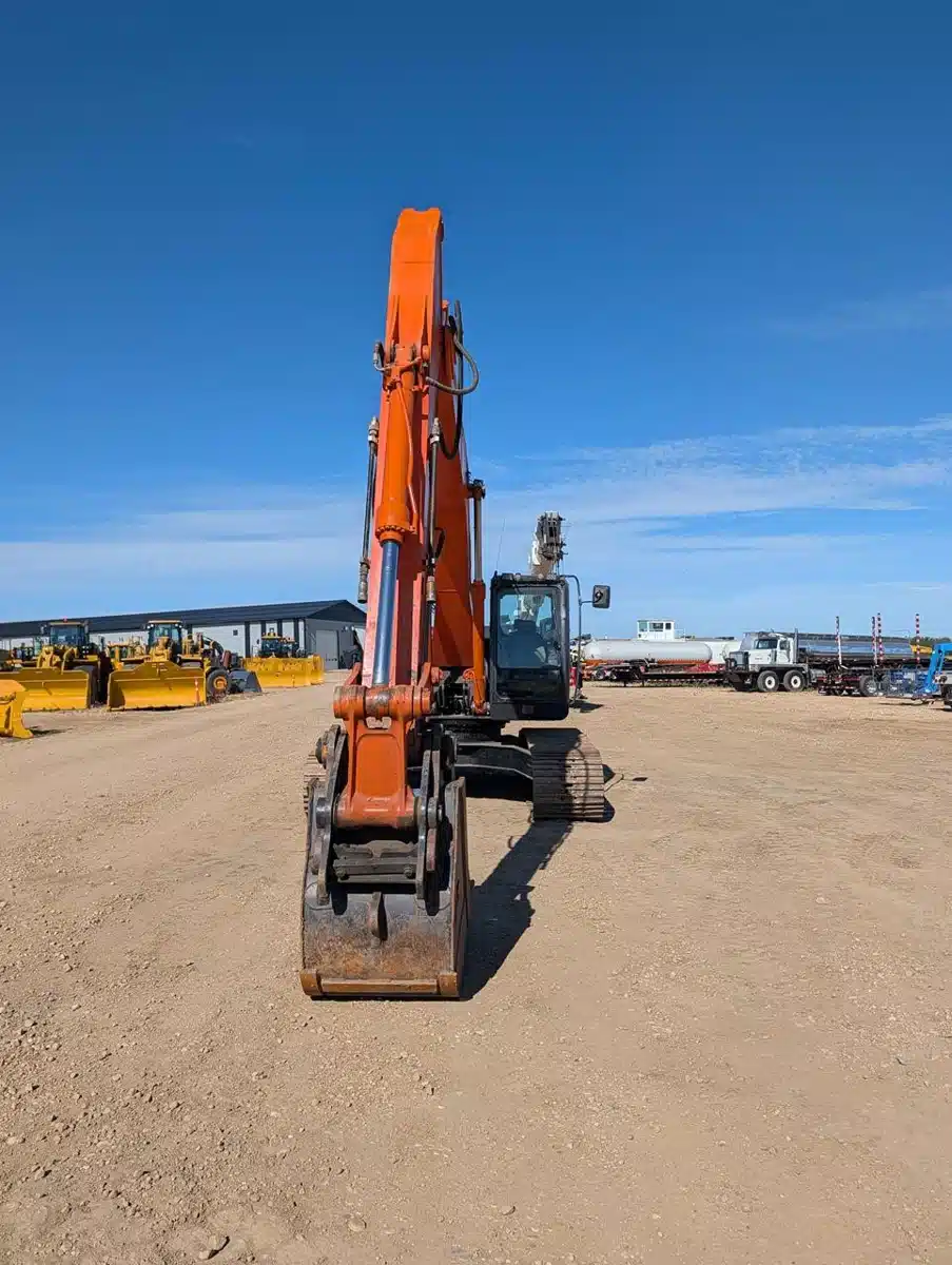 Gallery image 2 for 2011 Hitachi ZX250 LC-5N Excavator