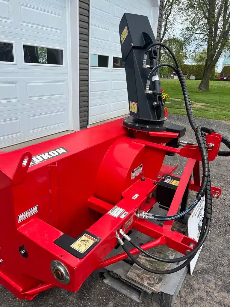 Gallery image 2 for Used 2024 AgriMetal Y 2680 Snow Blower