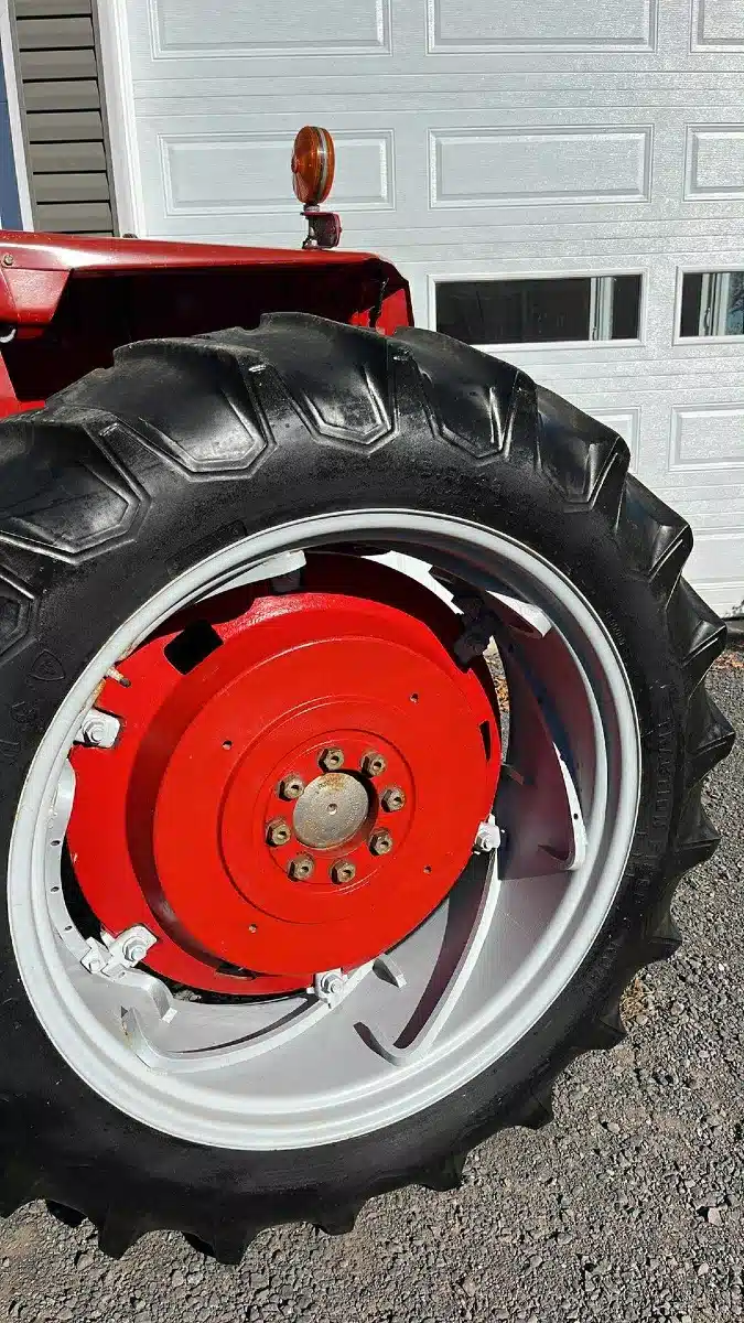 Used 1974 Massey Ferguson 165 Tractor