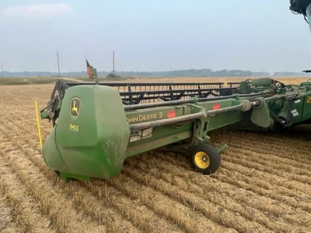 Gallery image 2 for Used 2012 John Deere 640D Harvester