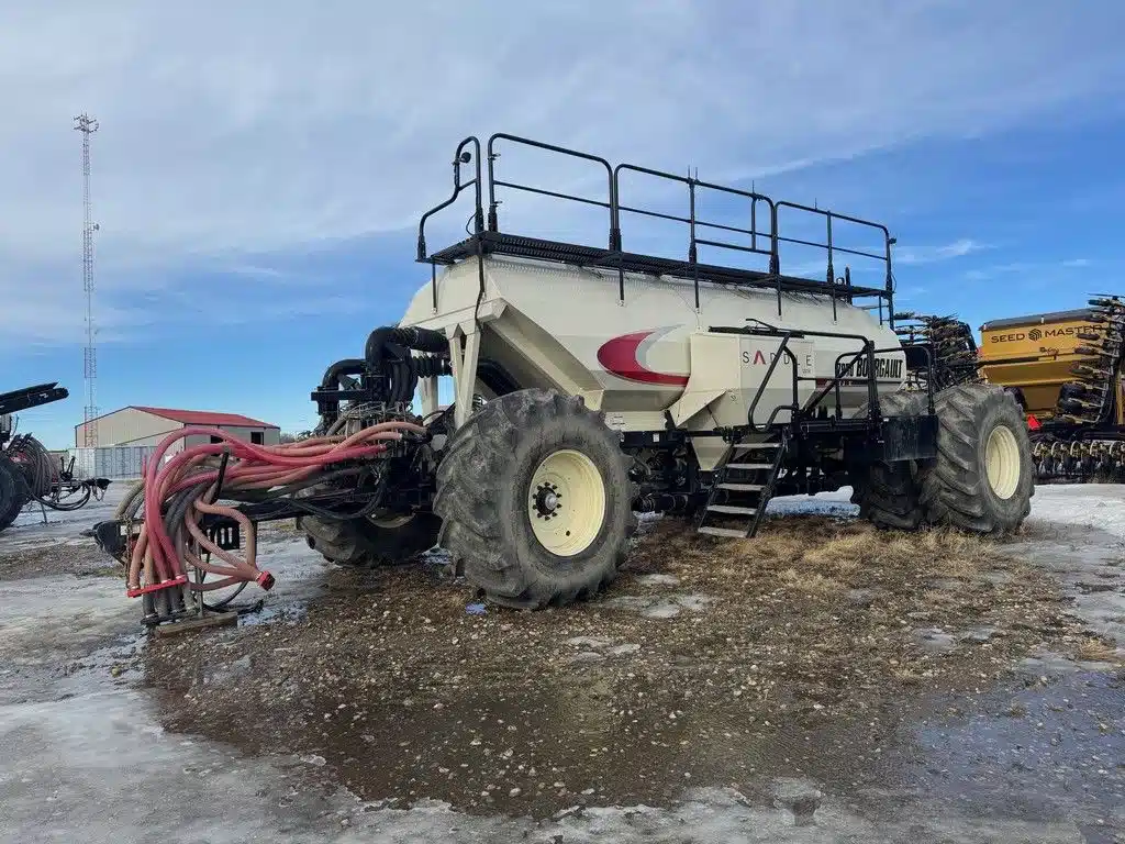 Gallery image 1 for Used 2013 Bourgault 7950 Seeder