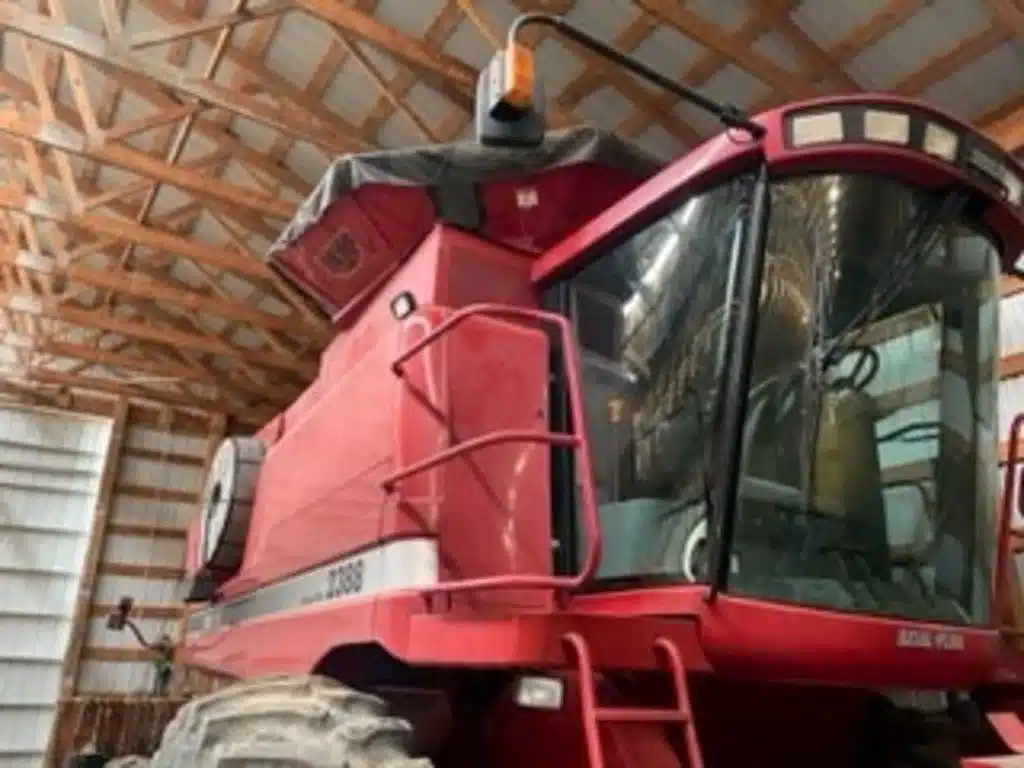 Gallery image 1 for Used 2003 Case IH 2388 Harvester