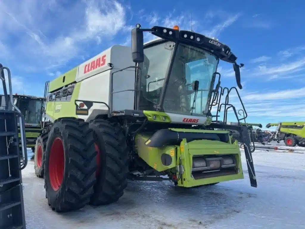 Gallery image 1 for Used 2023 CLAAS LEXION 8700 Combine