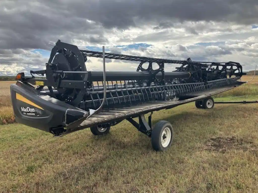 Gallery image 2 for Used 2016 MacDon FD75 Header - Flex Draper