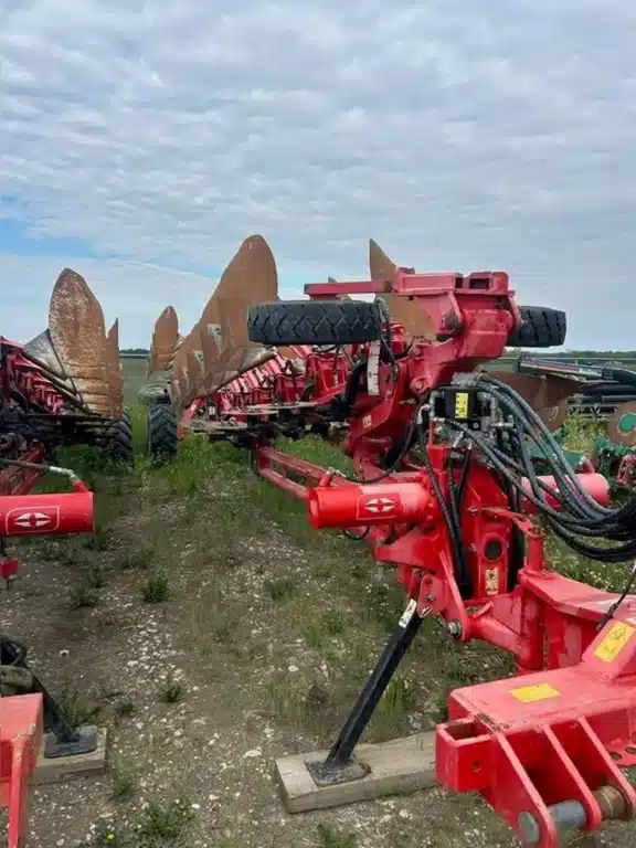Gallery image 2 for Used 2018 Gregoire-Besson SPHRW-TZ8 Tiller
