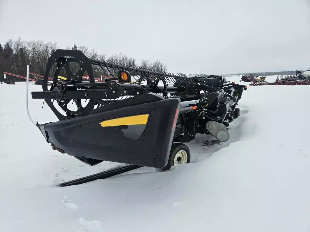 Gallery image 2 for 2017 MacDon FD75 Header - Flex Draper