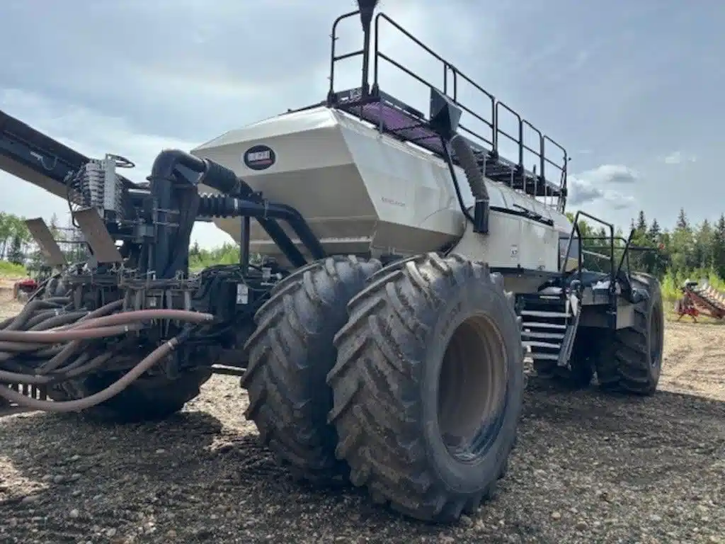 Gallery image 1 for 2023 Bourgault 9950 Air Cart