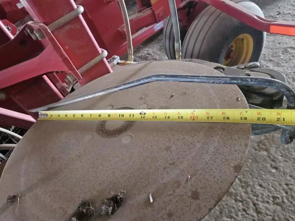 Gallery image 2 for 2016 Bourgault 3320-66 Air Drill