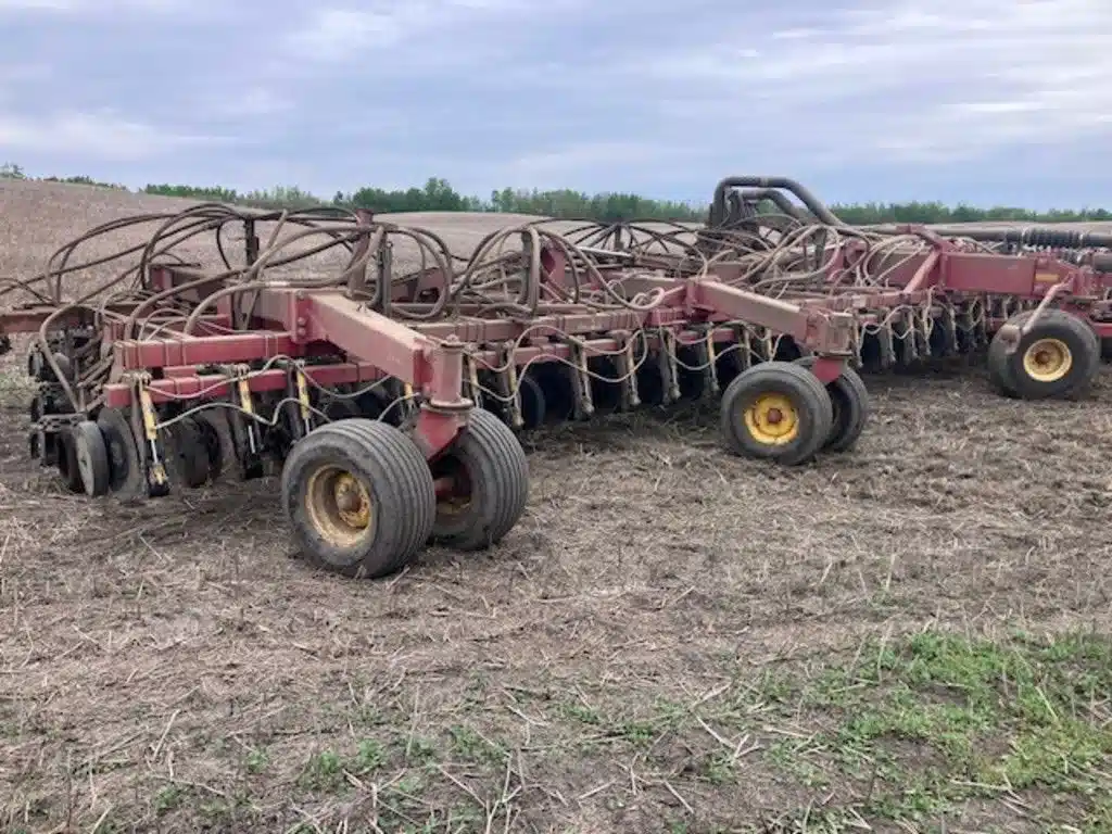 Gallery image 1 for 2014 Bourgault 3320 XTC & L7800 Seeder