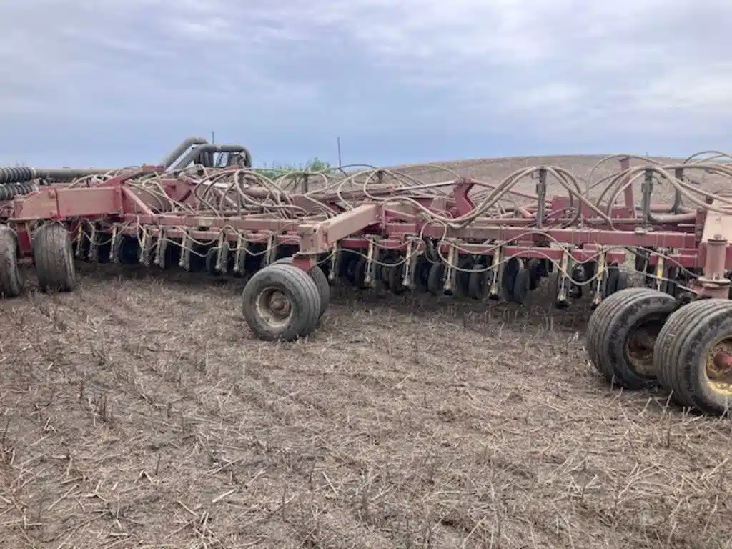 Gallery image 2 for 2014 Bourgault 3320 XTC & L7800 Seeder