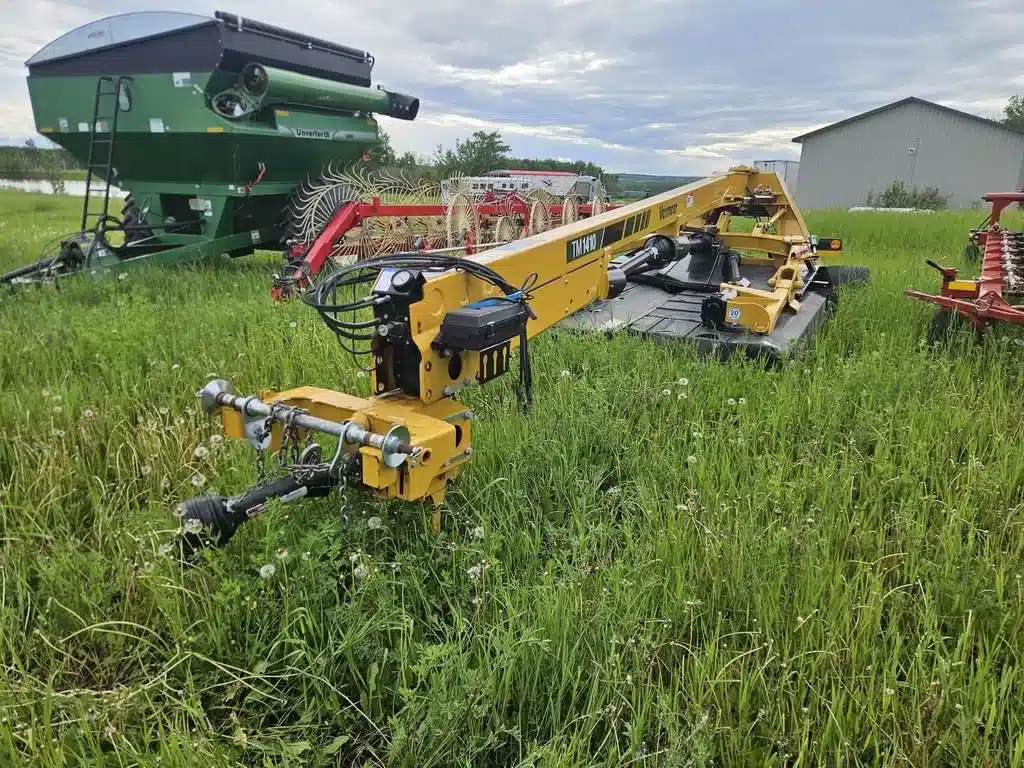 Gallery image 1 for 2023 Vermeer TM1410 Disc Mower